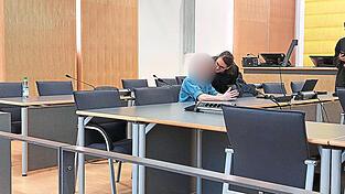 Die Verteidiger des Angeklagten pl&auml;dierten im Prozess auf drei Jahre Haft.