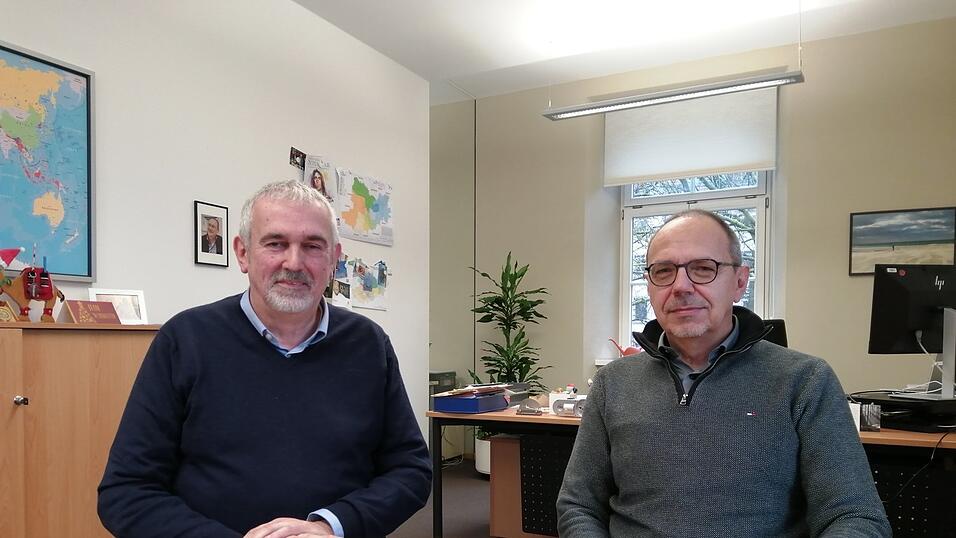 Markus Wimmer (l.), Leiter des Amts f&uuml;r Soziale Dienste, und Otto Eder, Leiter des Amts f&uuml;r Kinder, Jugendliche und Familien.