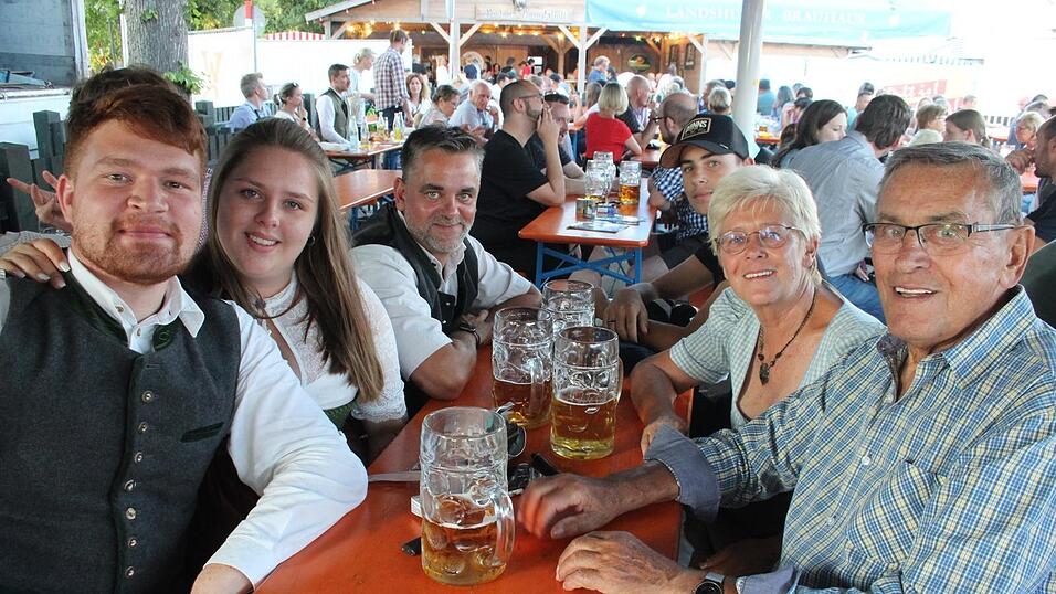 So schön war der Sonntag auf der Bartlmädult in Landshut. So schön war der Sonntag auf der Bartlmädult in Landshut.