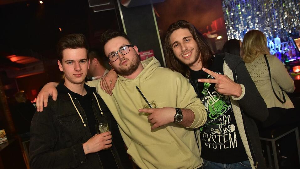 Schickes Parytvolk im Stars am Samstag in Landshut