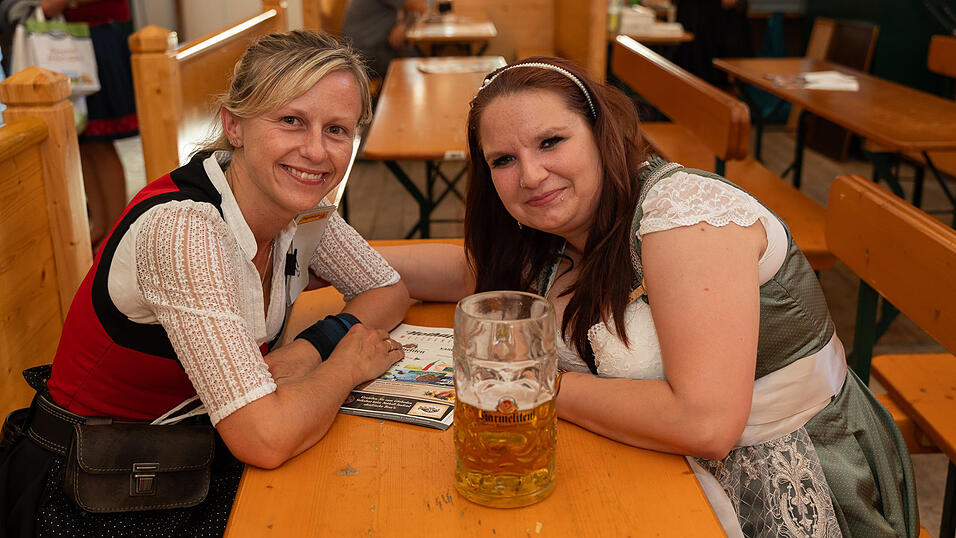 Die Partybilder vom Sonntag, 20. August 2023, aus dem Festzelt Nothaft. Die Partybilder vom Sonntag, 20. August 2023, aus dem Festzelt Nothaft.