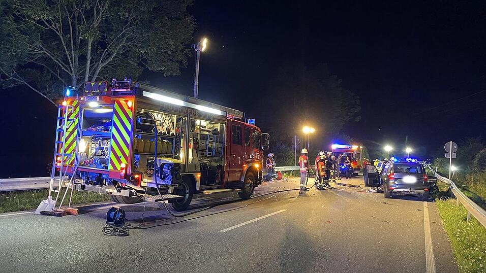 Neben den &ouml;rtlichen Feuerwehren war am Donnerstagabend auch ein Kriseninterventionsteam vor Ort. &nbsp;&nbsp; &nbsp;
