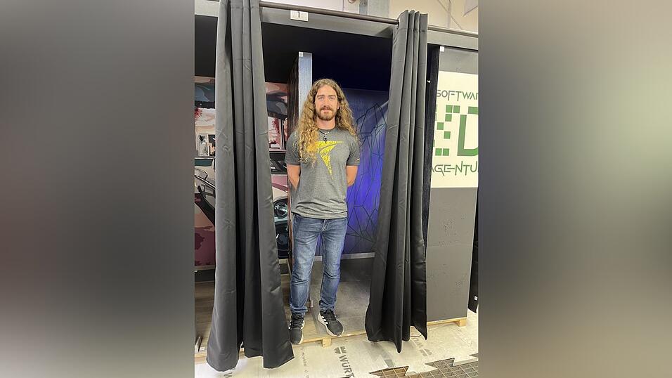 Das Meisterstück des 26-jährigen Florian Benda überzeugte mit Ideenreichtum und handwerklicher Spitzenleistung. Das Meisterstück des 26-jährigen Florian Benda überzeugte mit Ideenreichtum und handwerklicher Spitzenleistung.