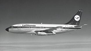 Die Boeing 737 mit dem Kennzeichen D-ABCE hoch in den Lüften. Als „Landshut“ sollte sie es zu Weltruhm bringen, wenngleich unter leider tragischen Umständen. Foto: Deutsche Lufthansa AG