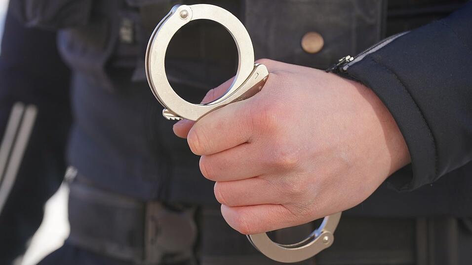 Wie viele Straftaten gab es im vergangenen Jahr im südlichen Landkreis Regensburg? Wie viele waren aufzuklären? Und wer sind die Tatverdächtigen? Die Zahlen der Polizei Neutraubling liefern Antworten.
