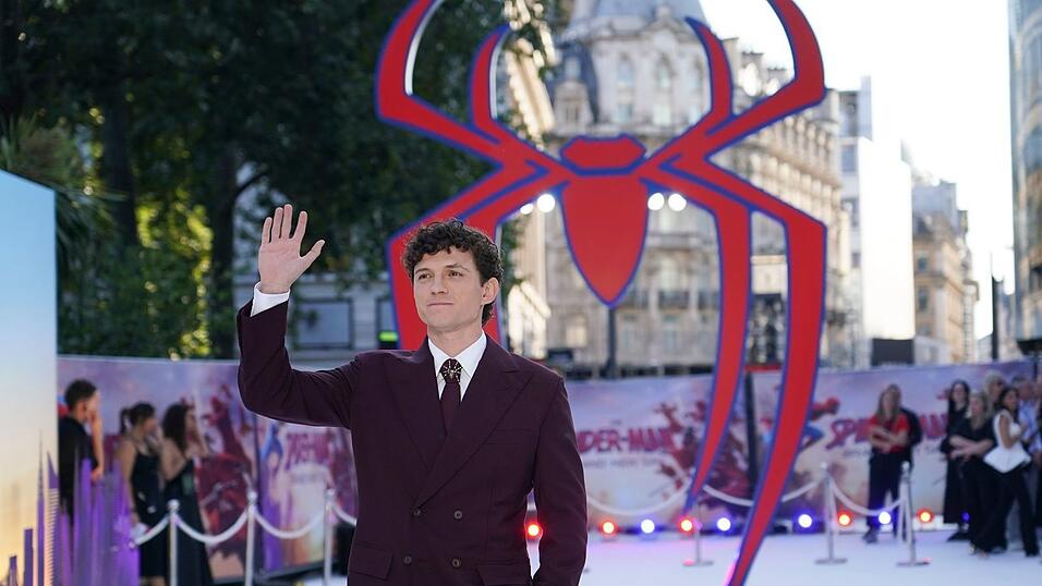 In Russland muss Spider-Man warten, bis der dicke fette Pfannekuchen über die Leinwände gerollt ist. (Archivbild) In Russland muss Spider-Man warten, bis der dicke fette Pfannekuchen über die Leinwände gerollt ist. (Archivbild)
