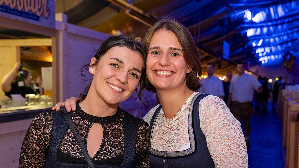 Die Partybilder vom Sonntag, 13. August 2023, aus dem Festzelt Reisinger. Die Partybilder vom Sonntag, 13. August 2023, aus dem Festzelt Reisinger.