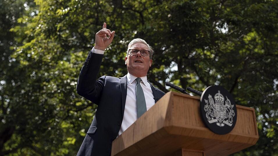 Ein knappes Jahr nach seiner Wahl zum britischen Premierminister muss Keir Starmer vor allem um Unterstützung in seiner eigenen Partei kämpfen. Ein knappes Jahr nach seiner Wahl zum britischen Premierminister muss Keir Starmer vor allem um Unterstützung in seiner eigenen Partei kämpfen.