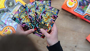 Der Wert der gestohlenen Pokémonsammlung lag bei etwa 15.000 Euro. (Symbolbild) Der Wert der gestohlenen Pokémonsammlung lag bei etwa 15.000 Euro. (Symbolbild)