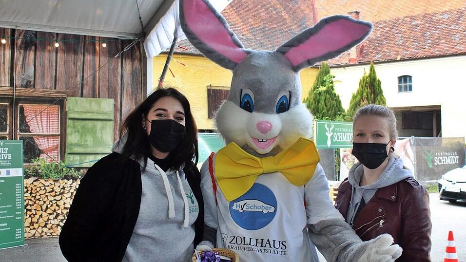 Zum Osterwochenende durfte sich das Personal des Dult Drive-In in Landshut über besondere Unterstützung freuen.