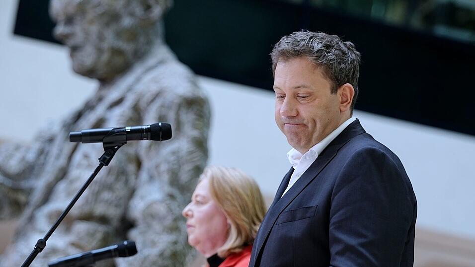 B&auml;rbel Bas und Lars Klingbeil (beide SPD) im Willy-Brandt-Haus in Berlin. (Archivbild)