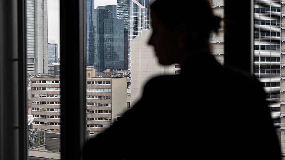 Chefinnen statt Chefs: In Deutschland hat sich in zehn Jahren wenig verändert. (Symbolbild) Chefinnen statt Chefs: In Deutschland hat sich in zehn Jahren wenig verändert. (Symbolbild)