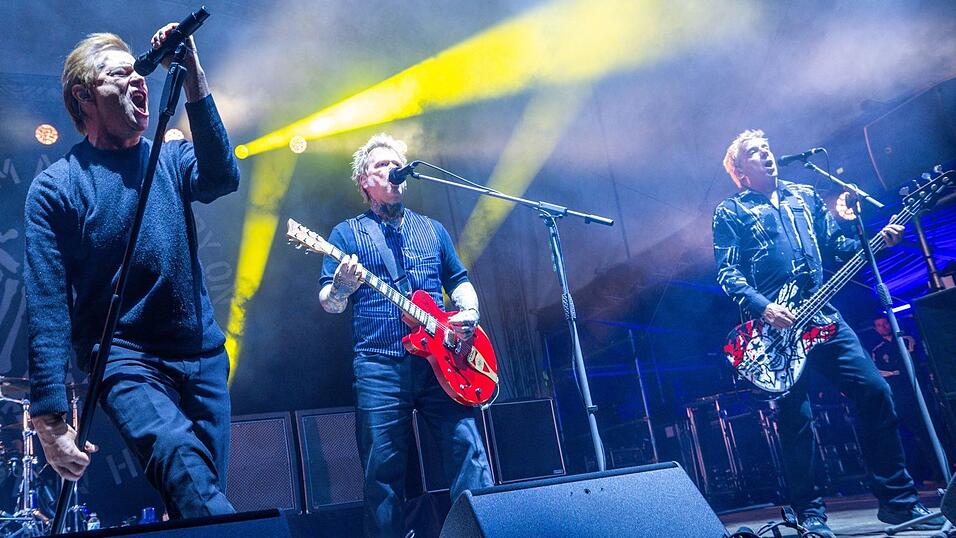 Die Band gibt es seit mehr als vier Jahrzehnten. Die Band gibt es seit mehr als vier Jahrzehnten.