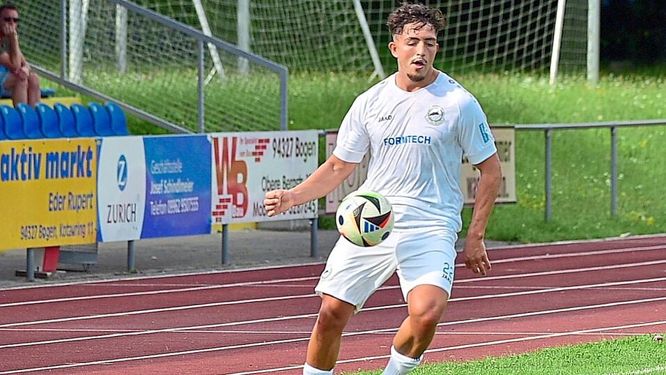 Bogens Offensivspieler Michael Dietl kommt nach seinem Muskelfaserriss immer besser in Fahrt.