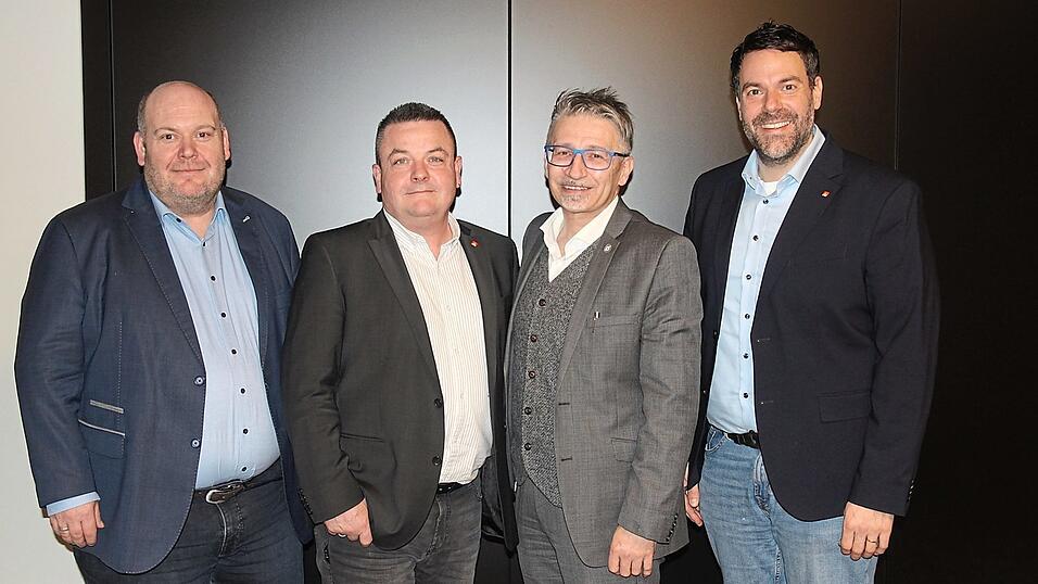 Die IG-Metaller Thomas Zitzelsberger, Rudi Gallenberger, Stefan Schmid und Benjamin Freund zeigten sich zuversichtlich.