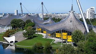Das Zeltdach im Olympiapark ist ein ikonisches Wahrzeichen der Stadt geworden (Archivbild).