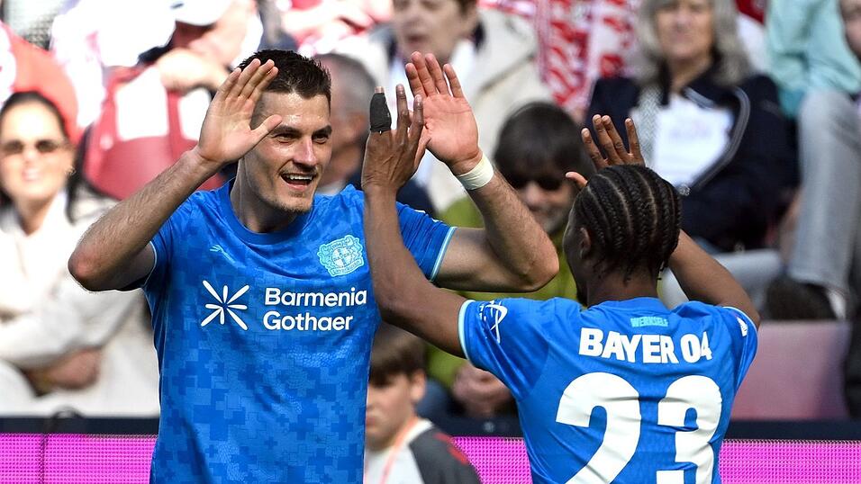 Patrik Schick jubelt &uuml;ber sein Tor zum 2:0.