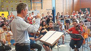 Das Orchester am Singr&uuml;n besteht bereits seit 40 Jahren.