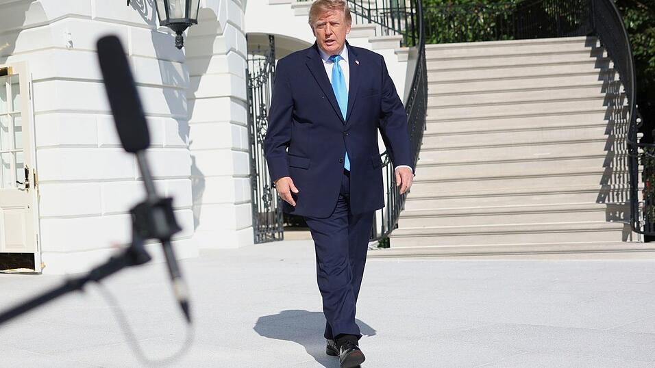 Trump verkündet den Namen seiner neuen Pressesprecherin. (Archivbild) Trump verkündet den Namen seiner neuen Pressesprecherin. (Archivbild)