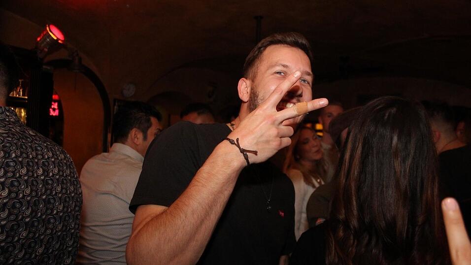 So wurde am Samstag, 23. Oktober, im Beatschuppen in Landshut gefeiert - die Partybilder. So wurde am Samstag, 23. Oktober, im Beatschuppen in Landshut gefeiert - die Partybilder.