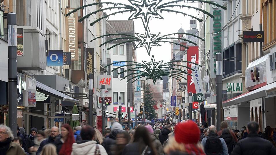 Das Weihnachtsgeschäft ist für den Einzelhandel eine besonders wichtige Zeit. (Symbolbild) Das Weihnachtsgeschäft ist für den Einzelhandel eine besonders wichtige Zeit. (Symbolbild)