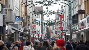 Das Weihnachtsgeschäft ist für den Einzelhandel eine besonders wichtige Zeit. (Symbolbild)