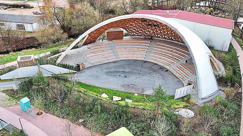 Derzeit herrscht Stille in der neuen Further Event-Adresse. Im kommenden Jahr sollen sie aber einige Veranstaltungen regelmäßig gut füllen. Derzeit herrscht Stille in der neuen Further Event-Adresse. Im kommenden Jahr sollen sie aber einige Veranstaltungen regelmäßig gut füllen.