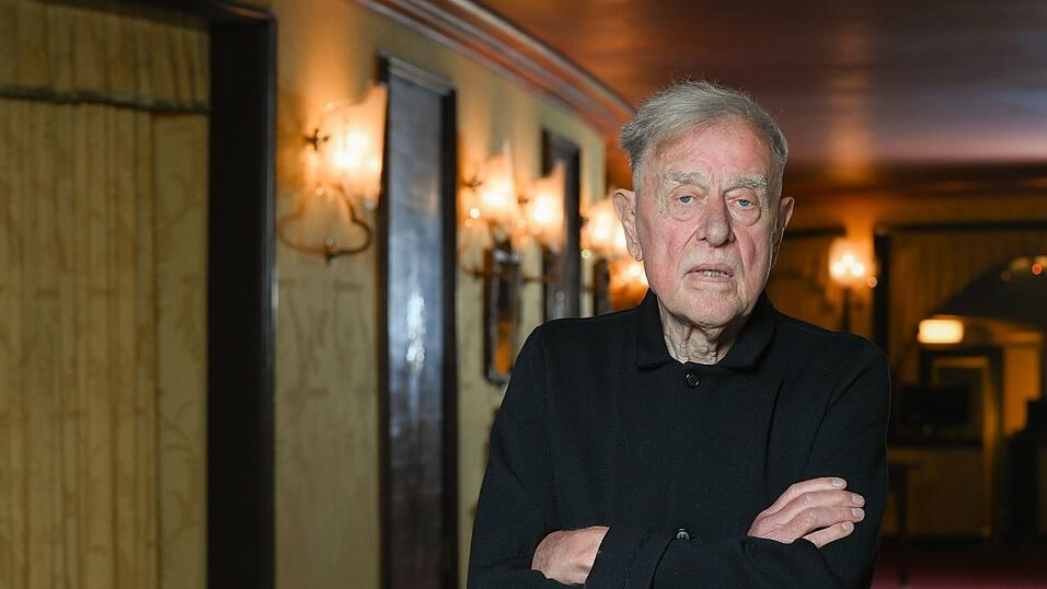 Im Alter von 88 Jahren ist Claus Peymann gestorben. (Archivbild)