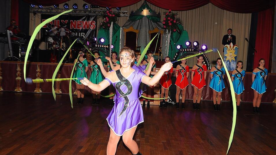 Impressionen vom Intrhonisationsball 2015 der Narrhalla Moosburg. (Foto: Ren&eacute; Spanier)