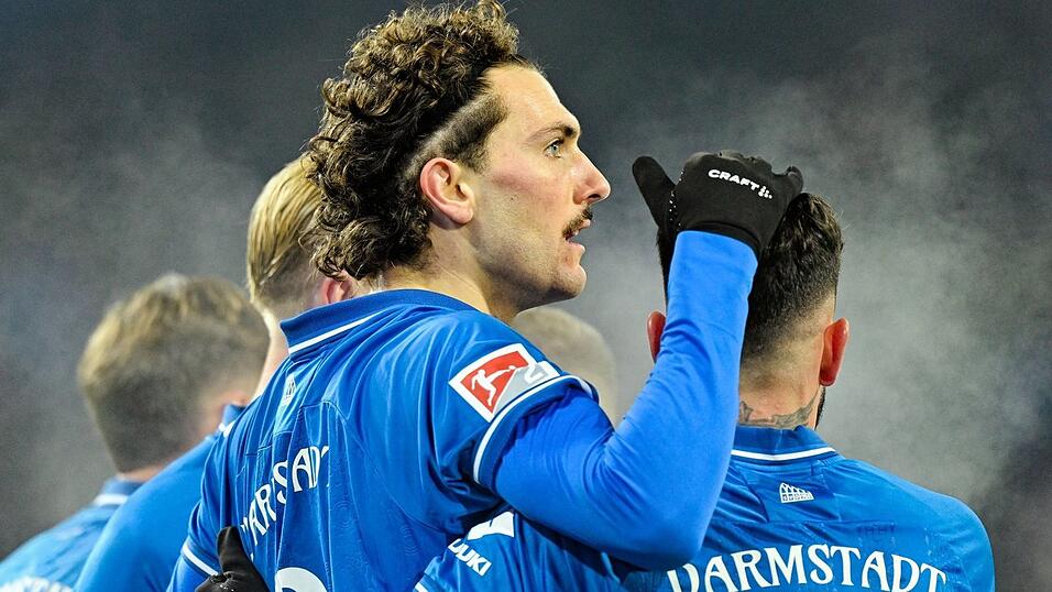 Darmstadts Fraser Hornby steuerte zwei Treffer gegen die SpVgg Greuther Fürth bei. Darmstadts Fraser Hornby steuerte zwei Treffer gegen die SpVgg Greuther Fürth bei.