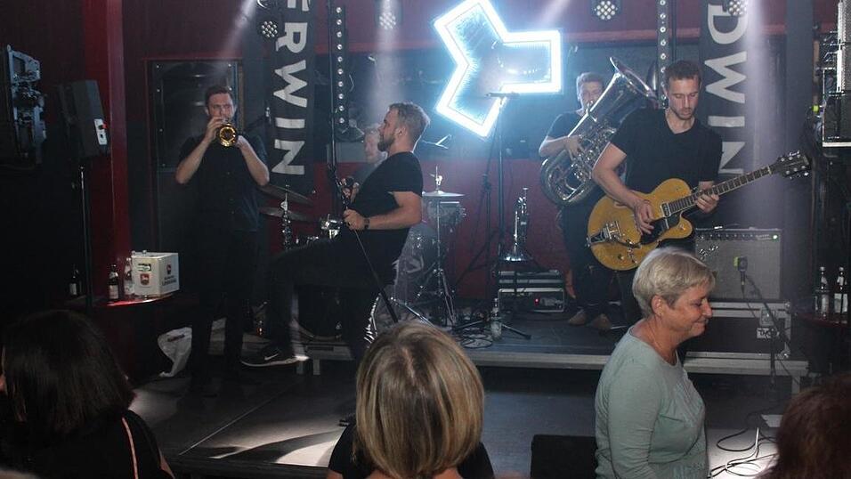 Im Landshuter Rocket Club wurde an diesem Freitag zu Live-Musik gefeiert.