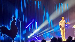 Martin Frank bei seinem Auftritt in der Stadthalle am Freitagabend.