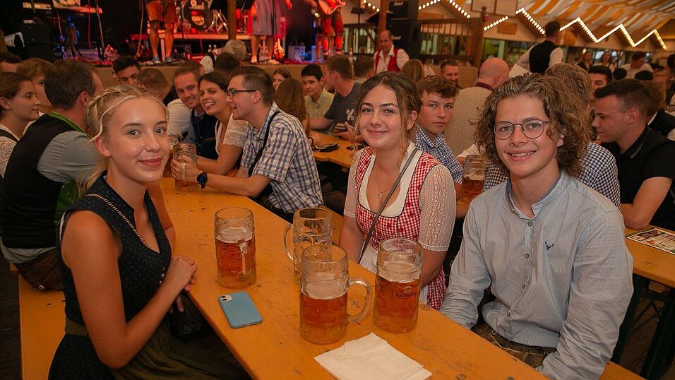 Die Partybilder von Donnerstag, 18. August 2022, aus dem Festzelt Nothaft.