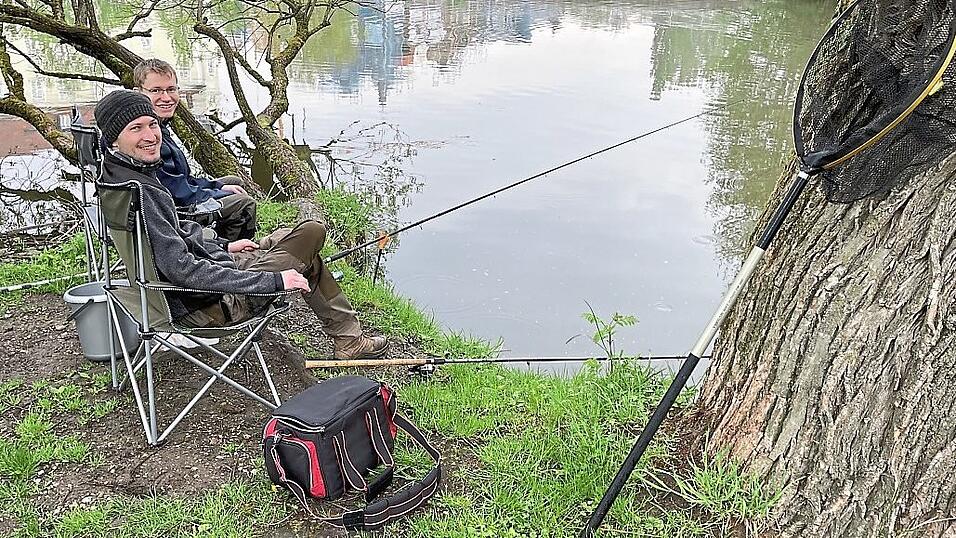 Auch die Angler hatten eine gute Zeit am Vilsufer.