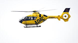 Der Rettungshubschrauber wurde vorsorglich angefordert. (Symbolbild)