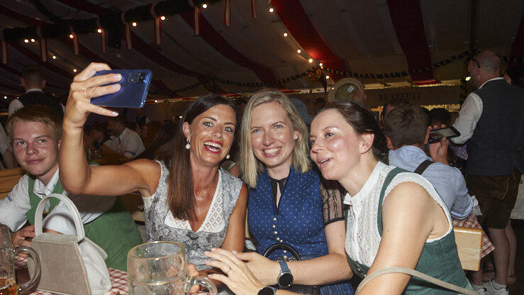 Die Partybilder vom Samstag, 17. August, aus dem Festzelt Lechner. Die Partybilder vom Samstag, 17. August, aus dem Festzelt Lechner.