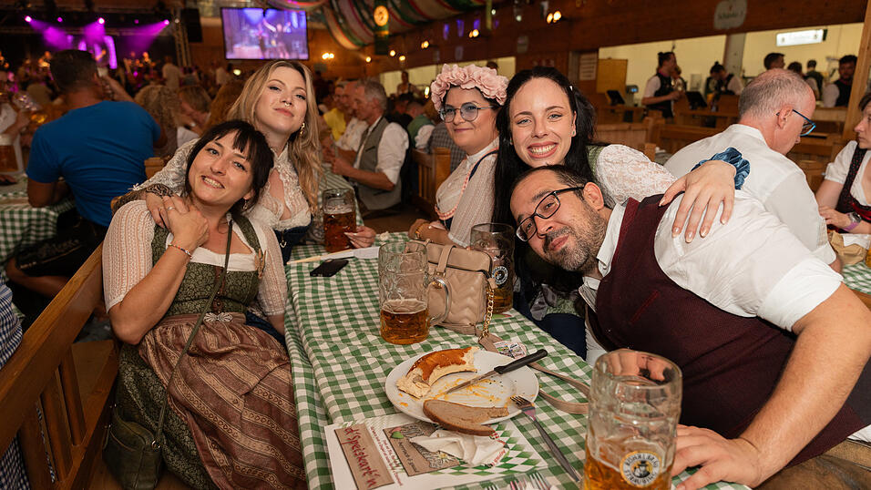 Die Partybilder vom Montag, 21. August 2023, aus dem Festzelt Weckmann.