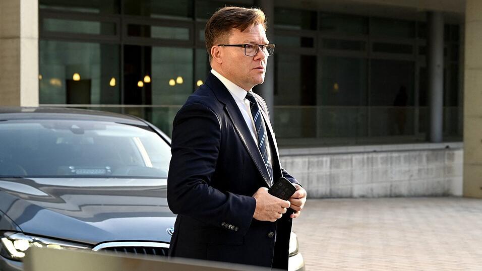 Bundesumweltminister Carsten Schneider bekr&auml;ftigte j&uuml;ngst, an der Reduzierung der Methanemissionen festhalten zu wollen. (Archivbild)