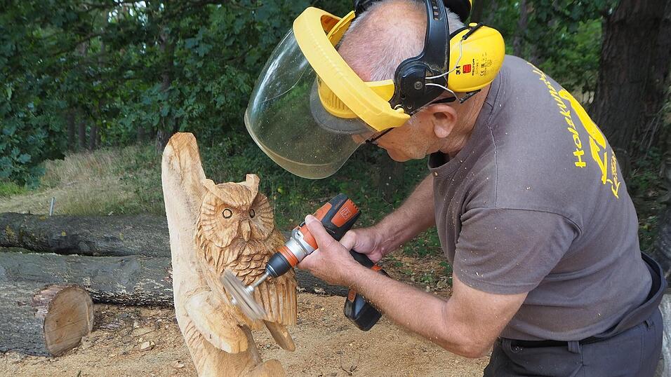Motorsägenschnitzer Norbert Lehner Motorsägenschnitzer Norbert Lehner