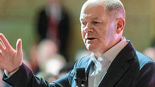 Olaf Scholz warnt, dass es keinen 'Diktatfrieden' auf Kosten Kiews geben dürfe. Genauso könnte es aber kommen.