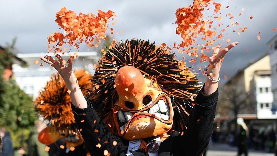 Geh&ouml;ren die bunten Schnipsel zum Brauchtum dazu? (Symbolbild)