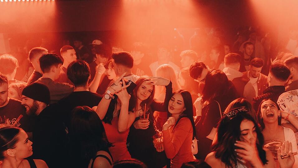 So wurde im Club Takeoff in Straubing am Wochenende gefeiert. So wurde im Club Takeoff in Straubing am Wochenende gefeiert.