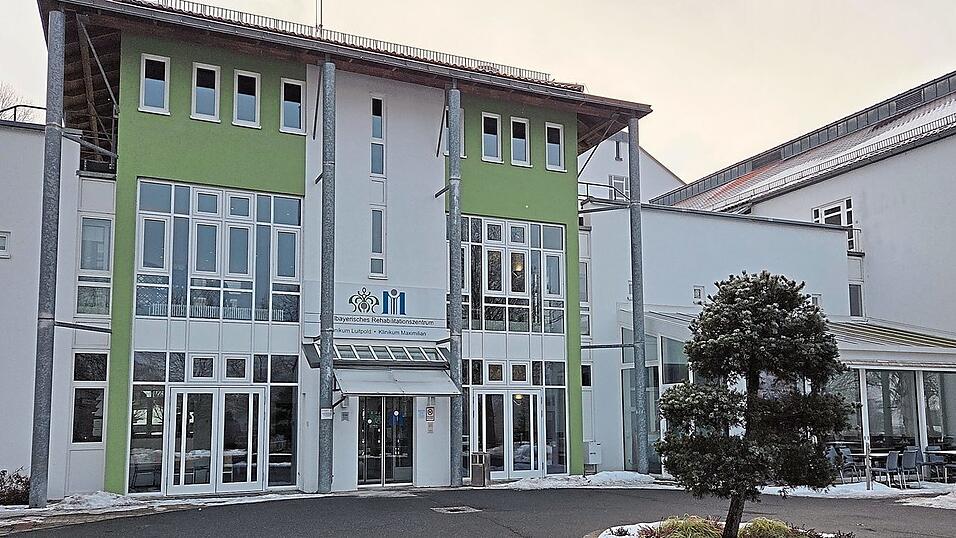 Auf unsichere Zeiten steuert das Mittelbayerische Rehazentrum in Bad K&ouml;tzting zu. Die Finanzierung ab 2027 ist bislang ungekl&auml;rt.