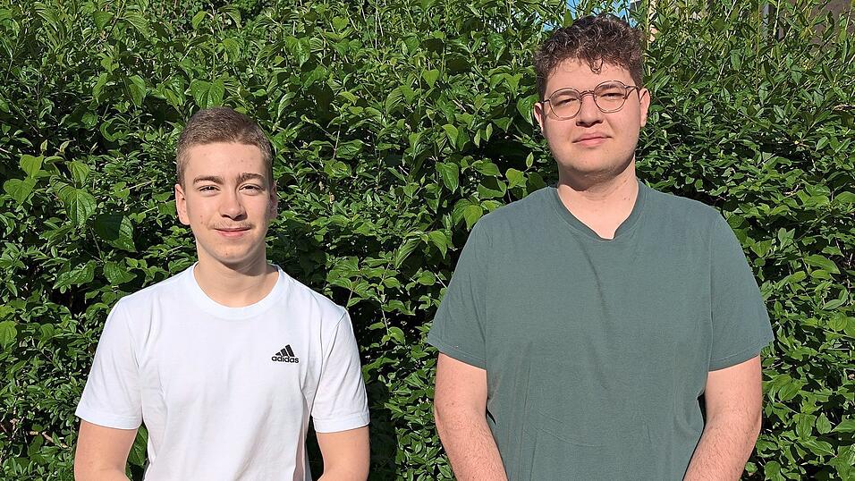 Albert Wesgeim (links) wurde Sektionsjugendleiter und Raphael Matz zweiter Sektionssch&uuml;tzenmeister.