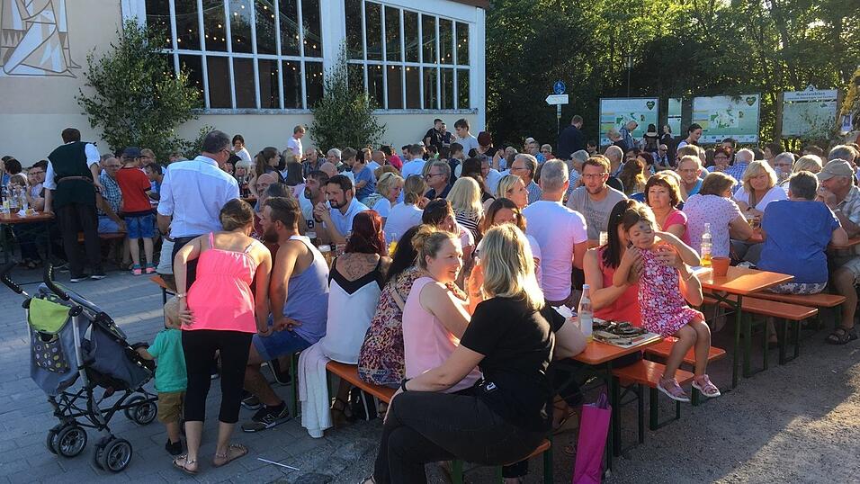 Eindrücke von der Langen Nacht des Spielmannszuges 'Grenzfähnlein'. Eindrücke von der Langen Nacht des Spielmannszuges 'Grenzfähnlein'.