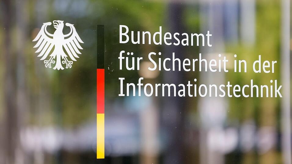 Das Bundesamt für Sicherheit in der Informationstechnik (BSI) ist die zentrale Meldestelle für IT-Sicherheitsvorfälle. (Symbolbild) Das Bundesamt für Sicherheit in der Informationstechnik (BSI) ist die zentrale Meldestelle für IT-Sicherheitsvorfälle. (Symbolbild)