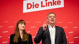 Das Linken-Spitzenduo Heidi Reichinnek und Jan van Aken nimmt Anlauf auf den erneuten Einzug in den Bundestag (Archivbild).