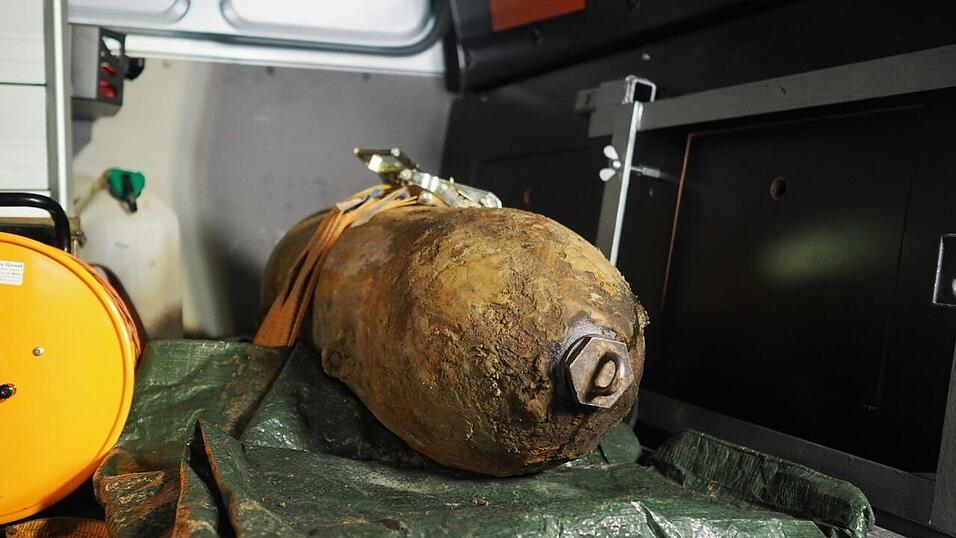 Gut eine Stunde dauerte die Entsch&auml;rfung der Fliegerbombe in Straubing.