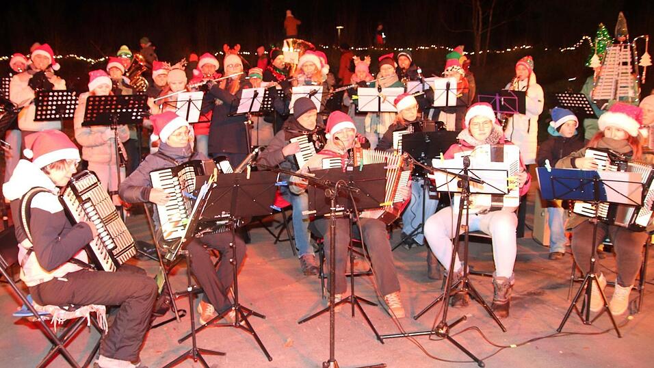Darauf sind viele besonders gespannt: der gemeinsame Auftritt von Brass-Band und Akkordeon-Club.