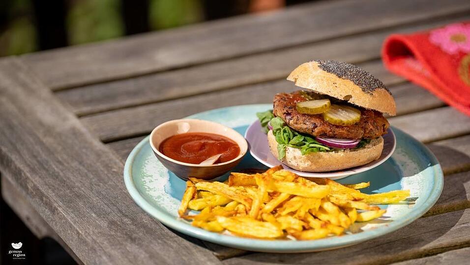 Der 'Black Turtle'-Burger verdankt seinen Namen den schwarzen Bohnen, mit denen das Patty gemacht wird.
